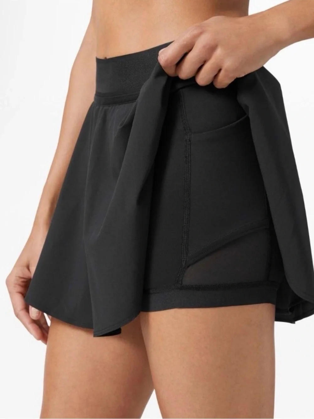 lululemon court revival high rise Black Flowy Athletic Skort size 6